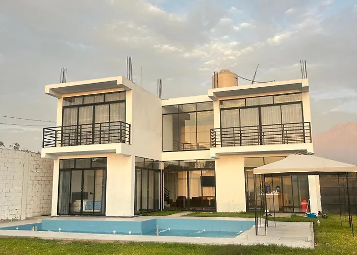 Casa Laguna